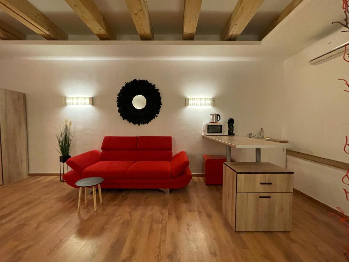 New Workspace Studio Savoya9 Self Check In Old City Center Timisoara Exterior photo